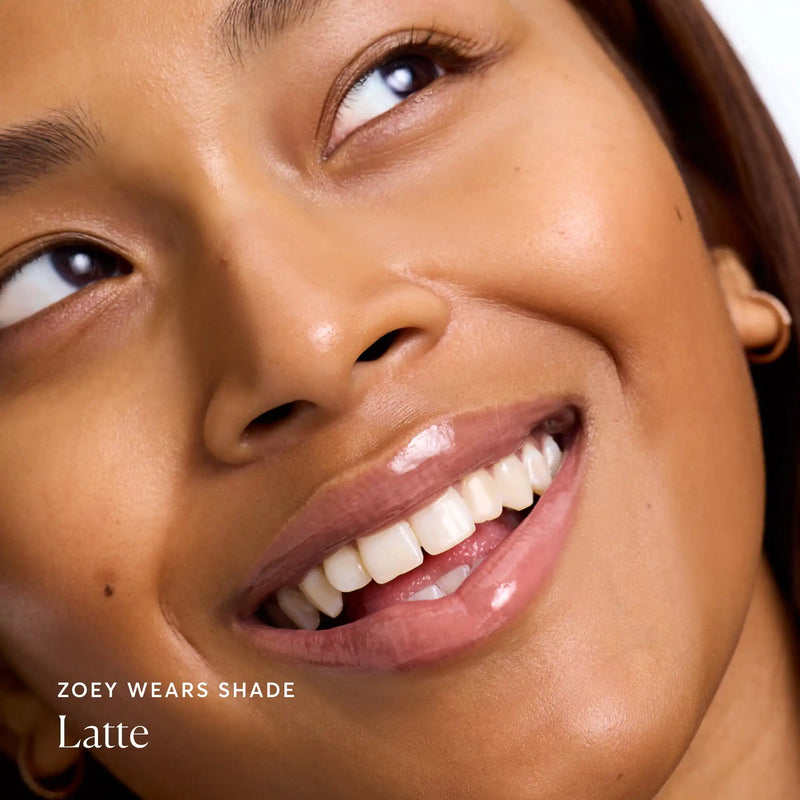 NATR-60110-Alt-Images-Phyto-Glow-Lip-Balm-Latte-04-1.jpg